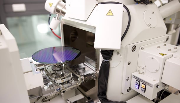 HITACHI　CV-SU7000 Ultrahigh-Resolution Schottky Scanning Electron Microscope SU7000